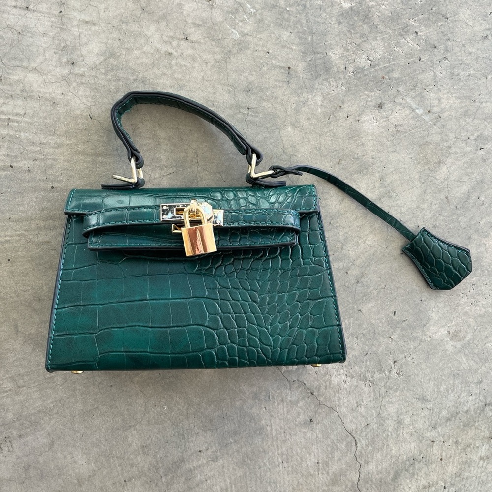 Princess Polly mini purse